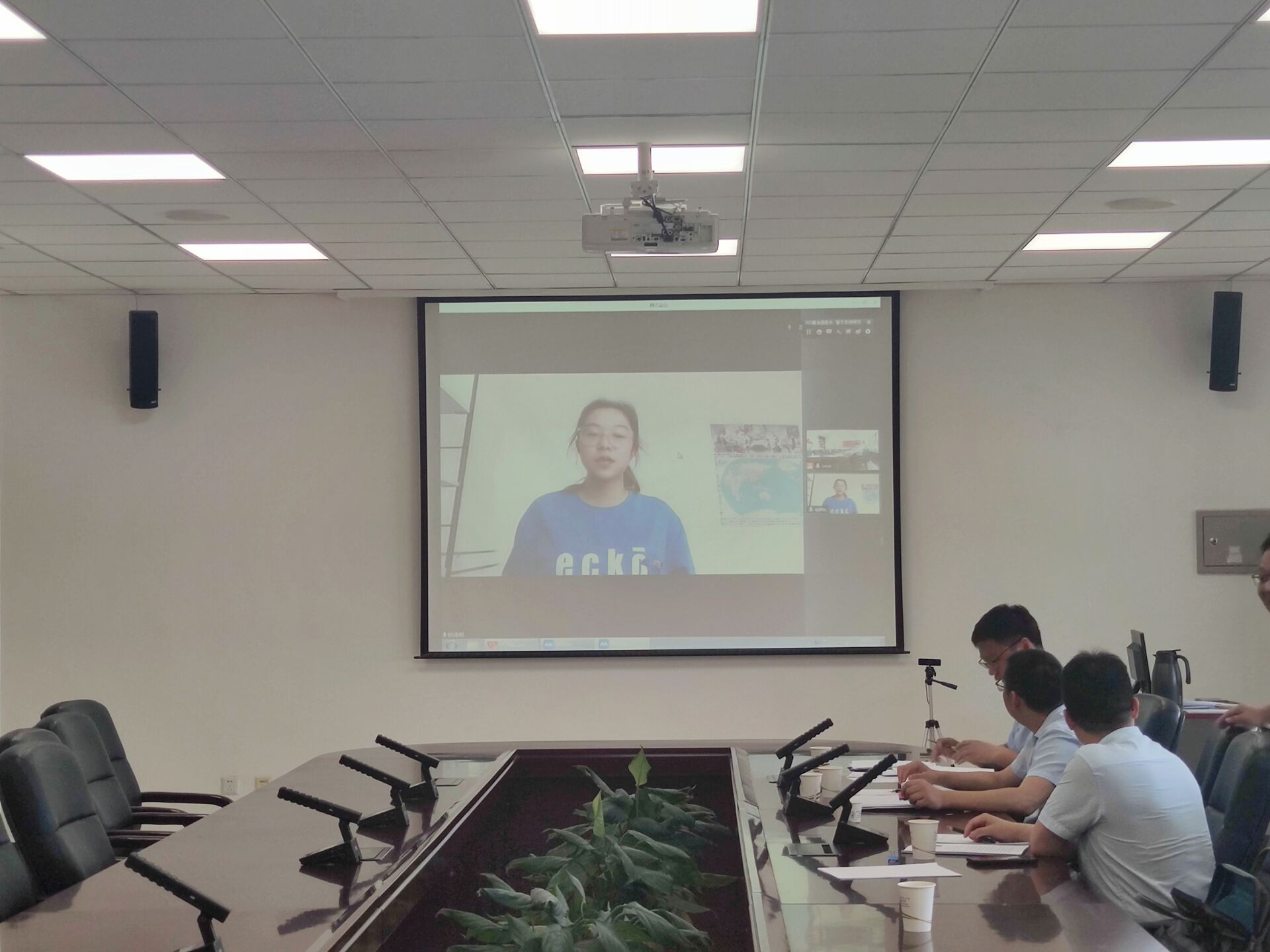 183d773510054e3a91552c988d457079.jpg 183d773510054e3a91552c988d457079.jpg